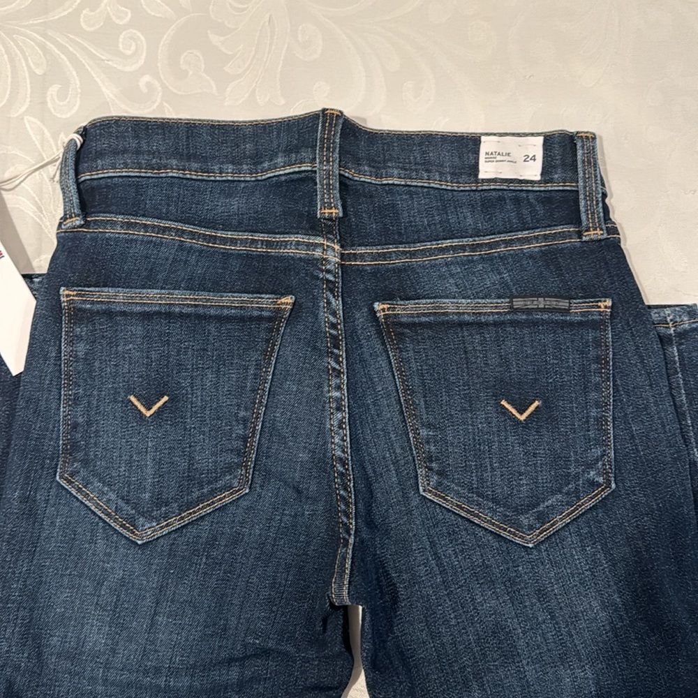 🎉HP🎉Hudson Jeans Natalie Mid-Rise Super Skinny Jeans. - Picture 8 of 11